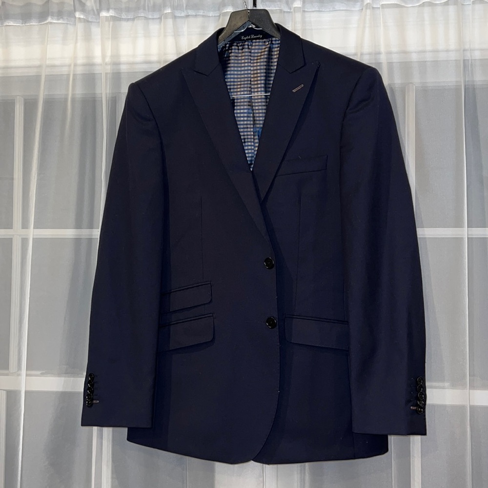 Navy Blue Slim-Fit Mens English Laundry Blazer with ticket pocket Size 42R.